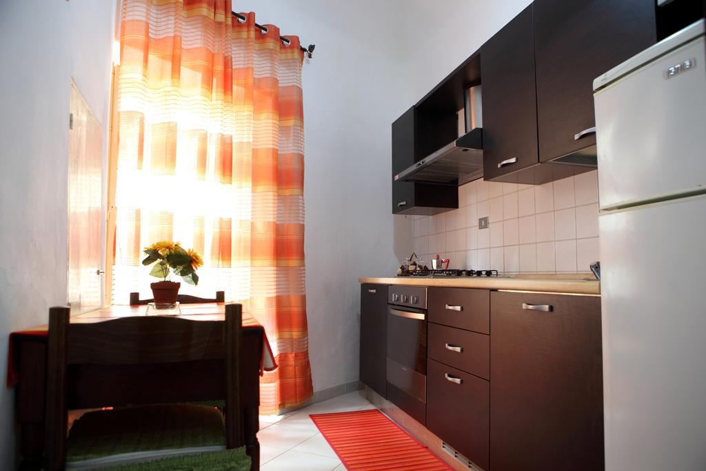 Casa Luigi Sergio - Affitto Breve Apartment Санто Стефано ди Камастра Стая снимка